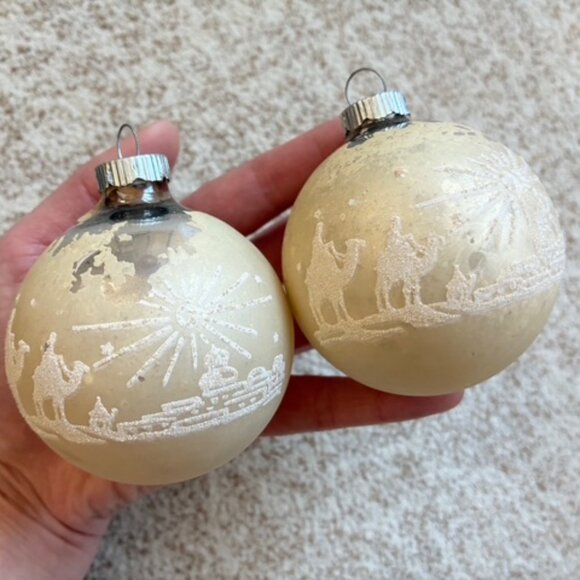 Vintage Shiny Brite Satin Stenciled Mica 12 Flocked Ornaments Boxed Glass - Picture 4 of 9